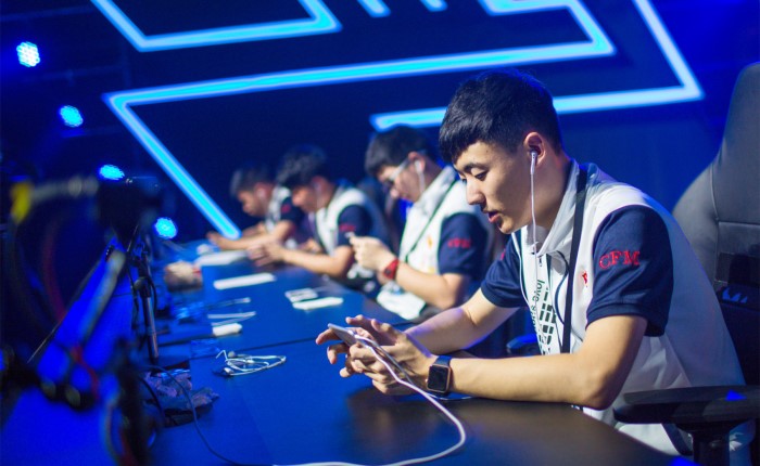 他常常成为 他常常成为